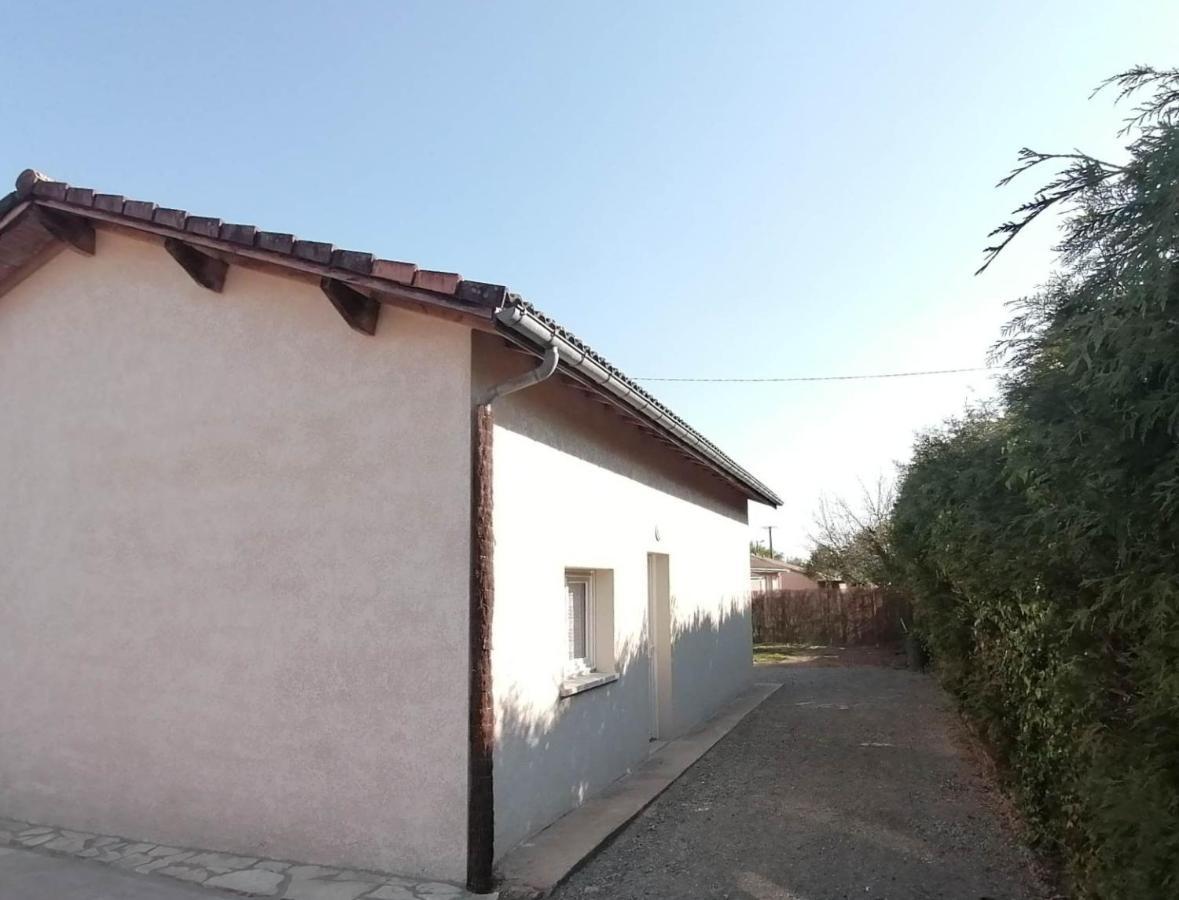 Maison De Campagne Villa Galgon Exteriör bild